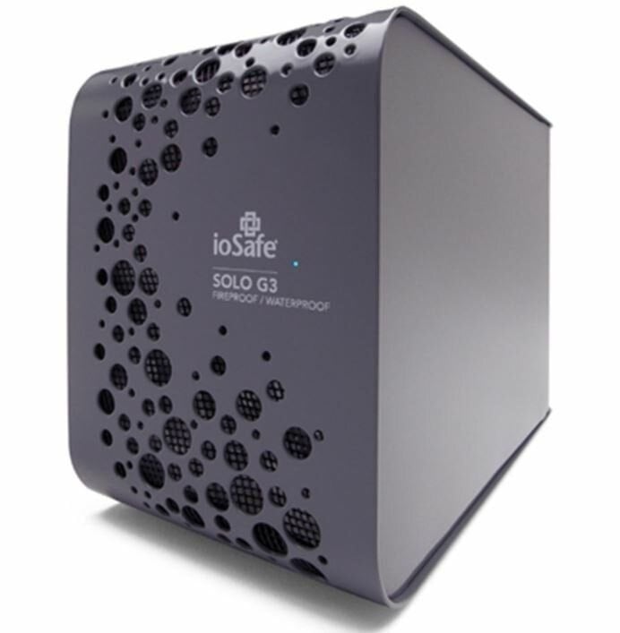 İoSafe Solo Profesyonel 2TB  3.0 Yanmaz,Su Geçirmez ve  Darbeye Dayanıklı 2 YR  Taşınabilir Harici Hard Disk